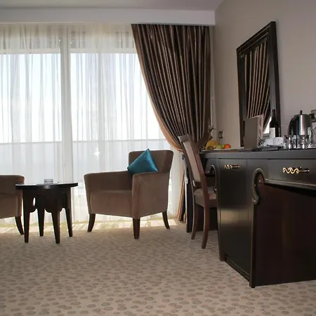 Hotell Liparis & Kumkuyu