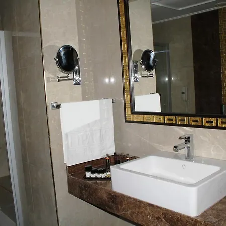 Hotell Liparis &