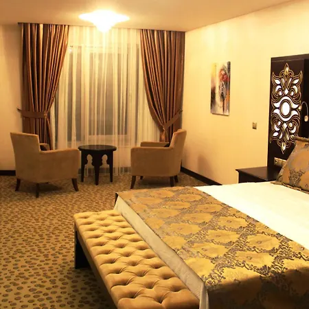 Hotell Liparis & 5*