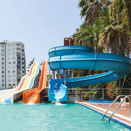 Liparis & Hotell Kumkuyu
